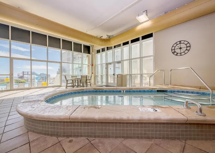 Phoenix Gulf Towers 2408 Apartment *